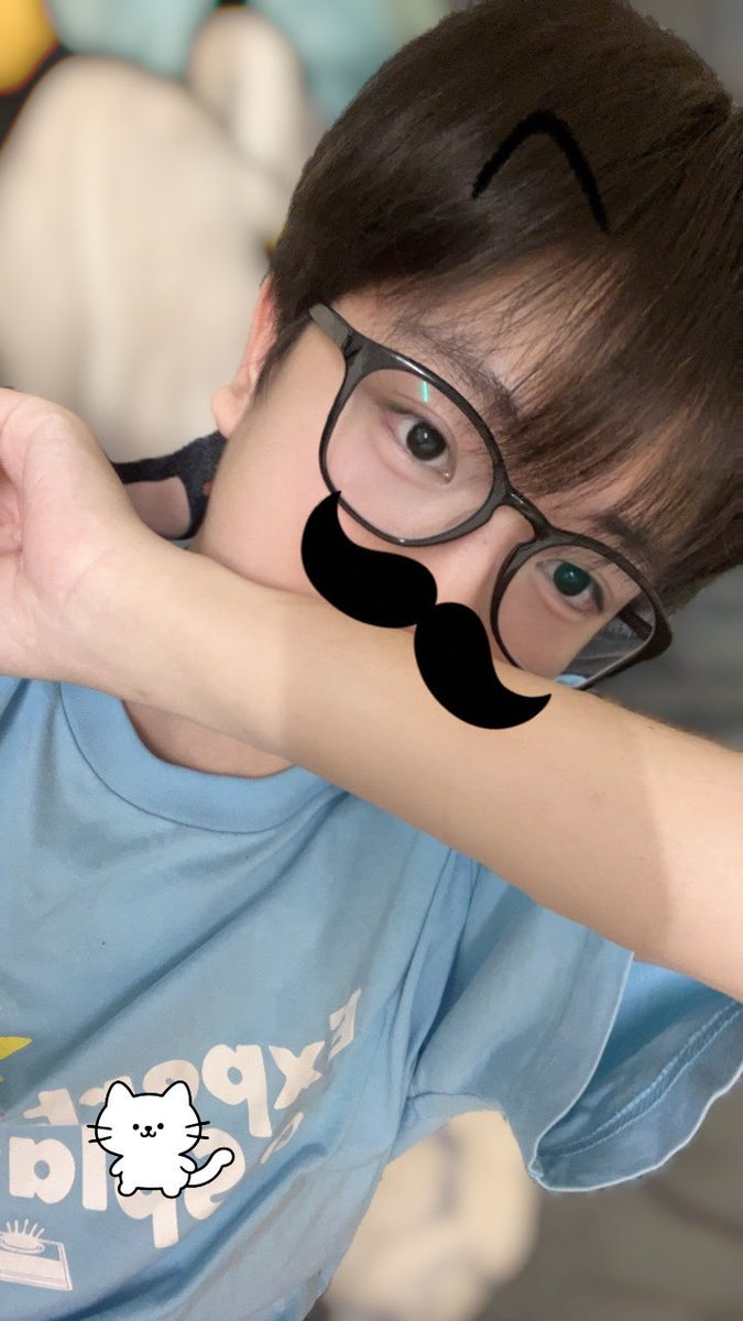 kcnil_0's tweet photo. 半夜發應該不會有人看吧 https://t.co/CAXlN13XiK