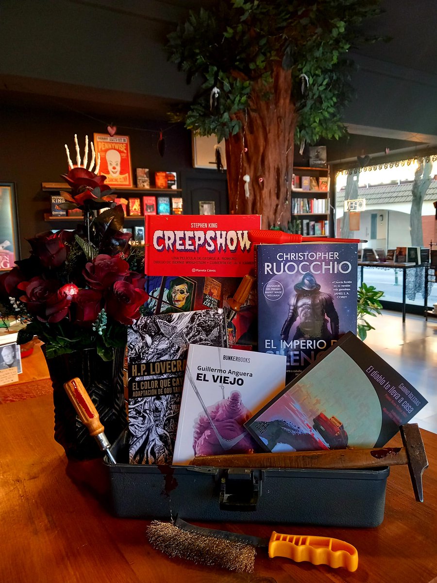 Derry Books tweet media