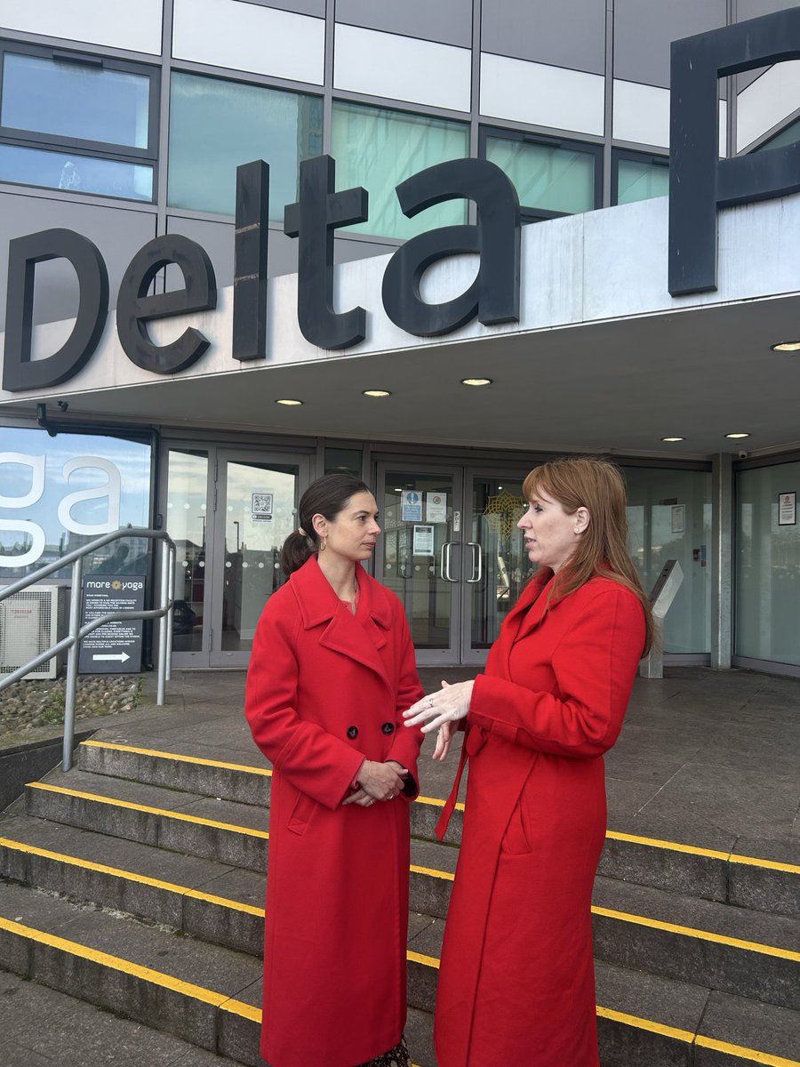 Rowenna Davis tweet media