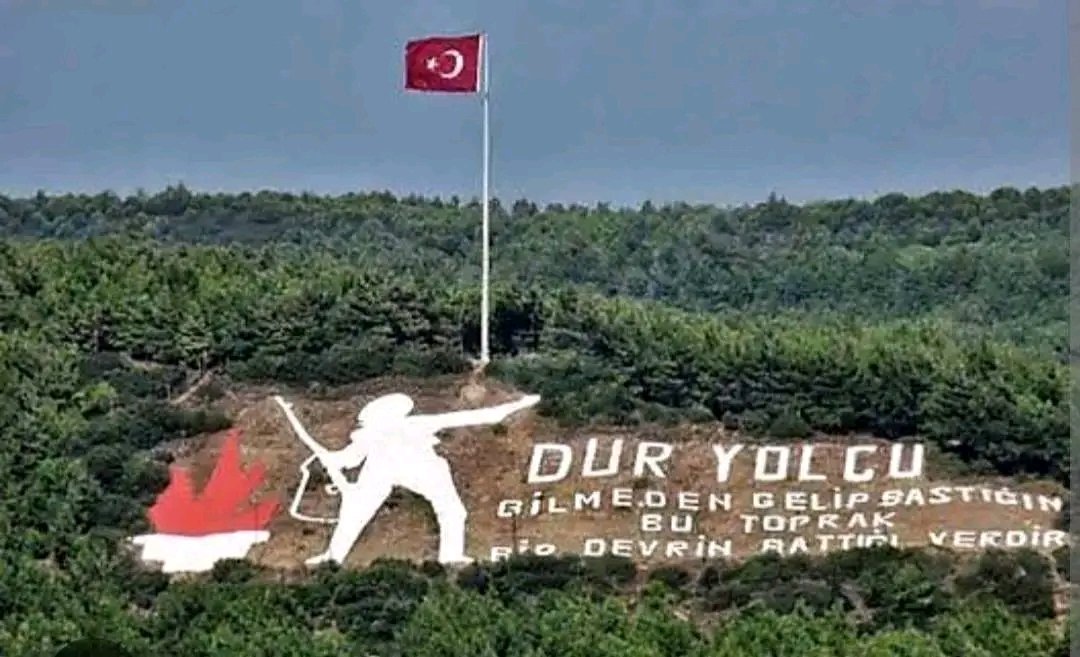 ProfdrYumrutas's tweet photo. 18 MART 1915
Çanakkale Zaferi'ni 111. yıl dönümünde kutluyorum. Çanakkale'yi geçilmez yaparak düşmana mezar eden Gazi Mustafa Kemal Atatürk ve silah arkadaşlarını ve aziz şehitlerimizi rahmetle, minnetle anıyorum. https://t.co/vjleOzoELe