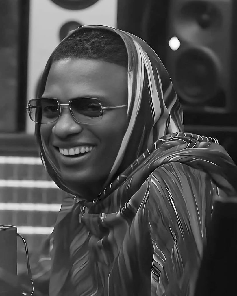 GodfreyChi64406's tweet photo. Like and repost for wizkid , comment for burna boy . https://t.co/bM3bx0EwKa