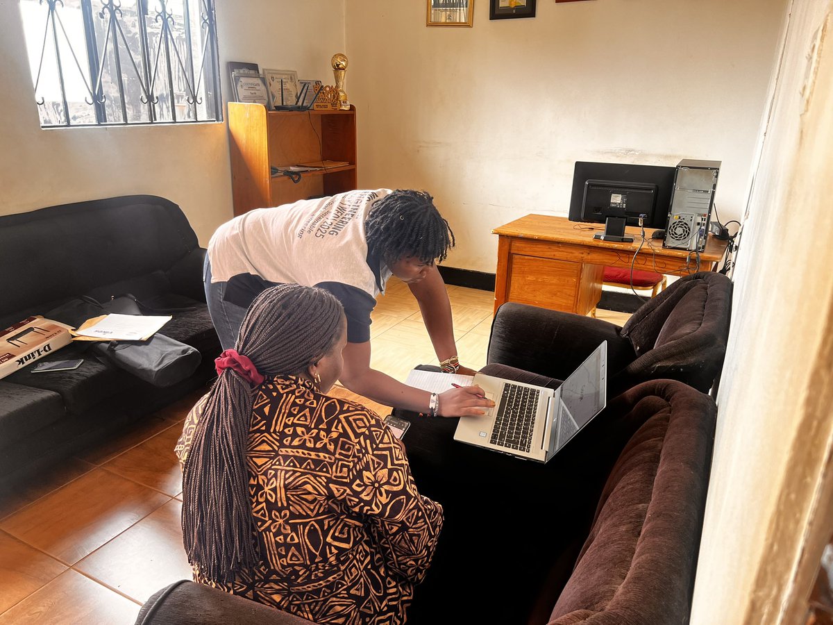 Radio Comnetu News tweet media