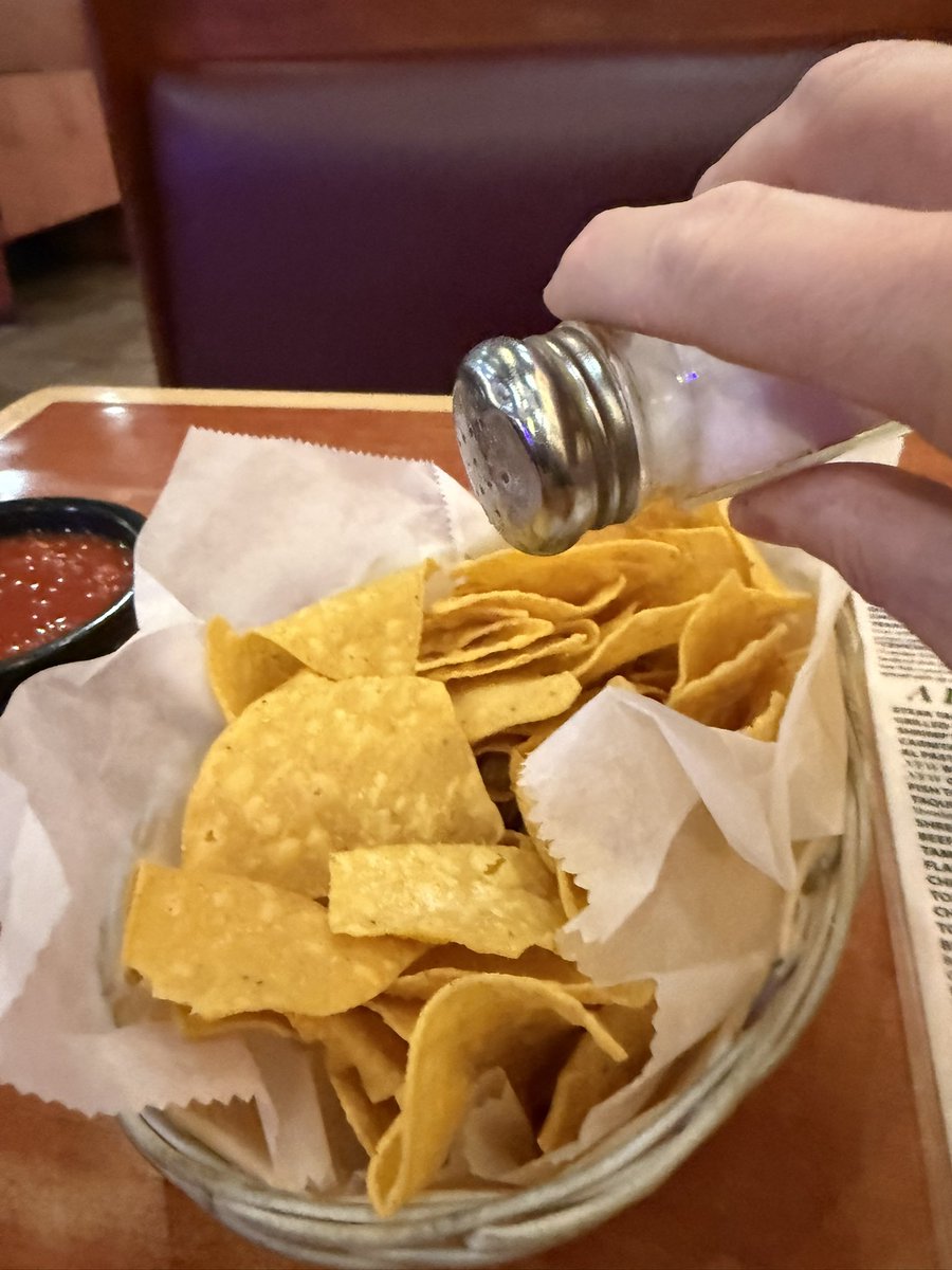 Wise Dawg tweet media