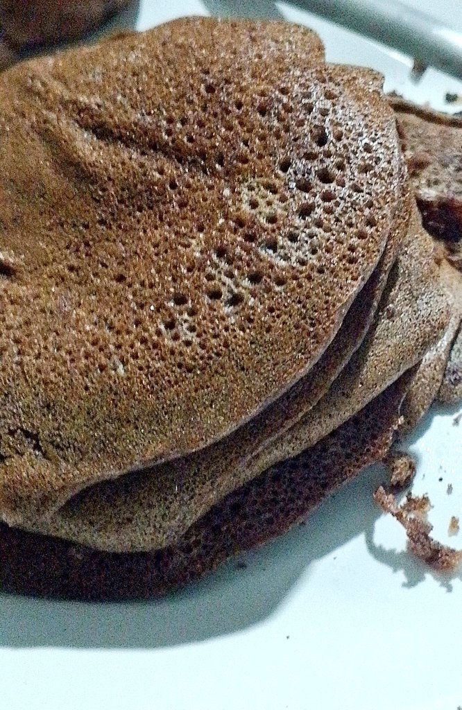 <a href="/Queen_Finxa/">simple boi: mabele & amabele</a> is doing such amazing work with the sorghum agenda. I just had to try sorghum pancakes 😅 <a href="/blackgarliczm/">Black Garlic</a> you should check out her work