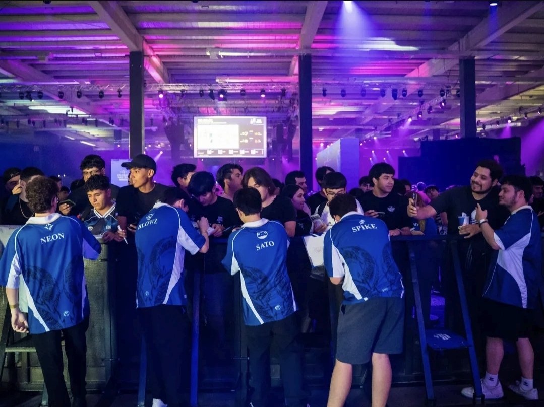 LEV kiNgg tweet media