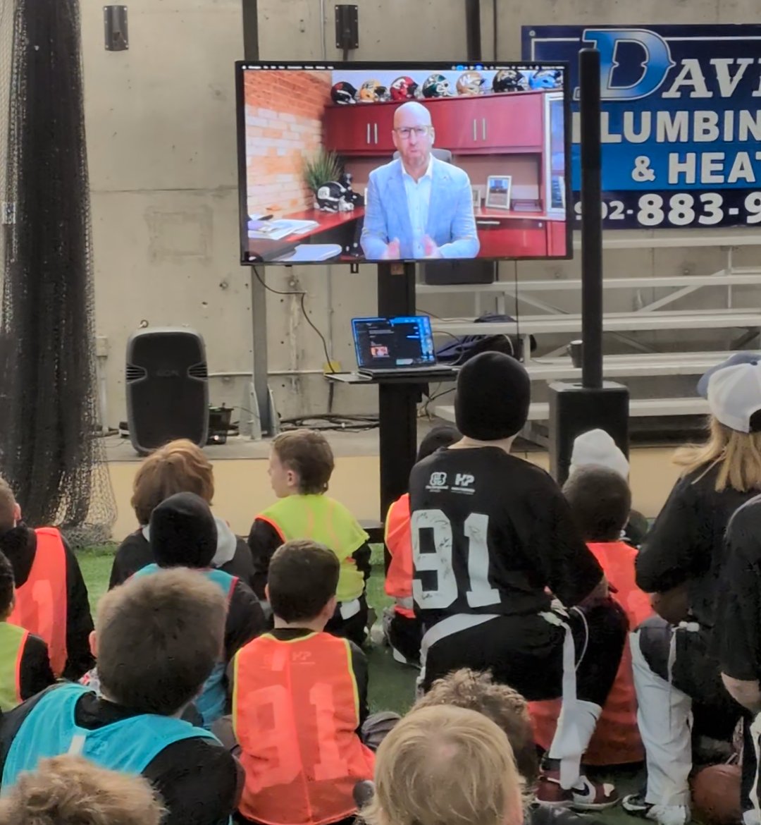 Alouettes Flightdeck tweet media