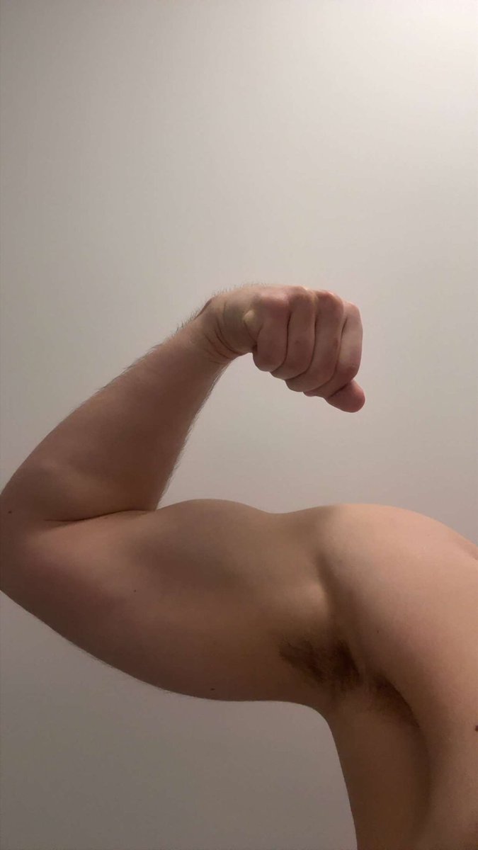 I’ve heard that bicep a day keeps doctor away, is it right?
#bicep