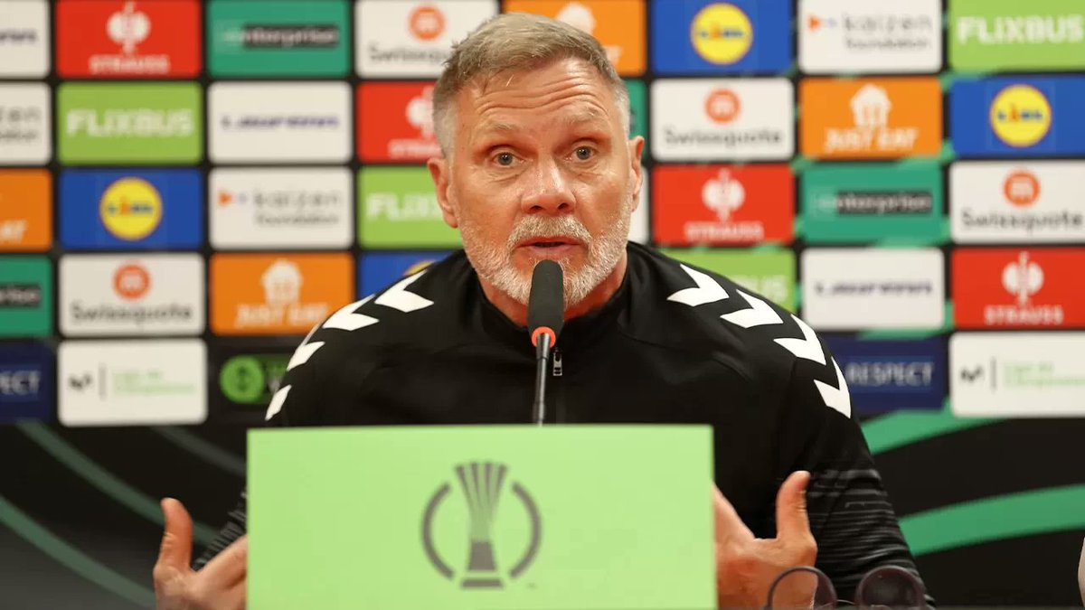TurkgunGazetesi's tweet photo. Samsunspor Teknik Direktörü Thorsten Fink: “Erken gol bulursak maç sürprize açık olur”
https://t.co/ZpOoxZ10FJ
#Samsunspor #ThorstenFink https://t.co/7l9Z2S0DnU