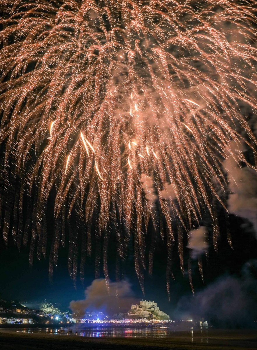 The Event Shop tweet media