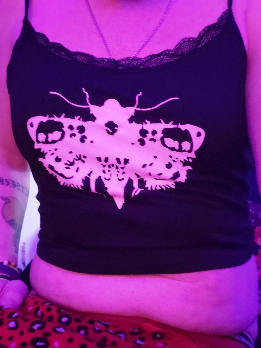 Jesstimebomb's tweet photo. Happy Wednesday!!!
Did the lambs ever stop screaming for you?
#wendesdaywewearpink
#transnsfw
#trans
#transgender
#punkchick
#punkrock
#punk
#translivesmatter
#pink https://t.co/Em3ua5bOgk
