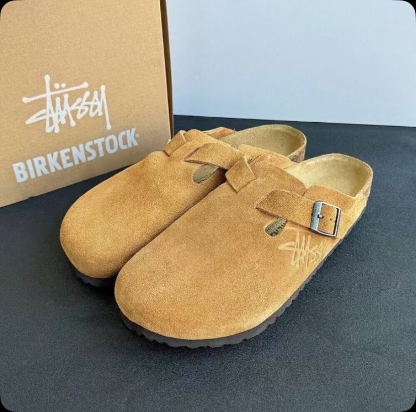 michaelappah26's tweet photo. Available in different sizes and colors . Sizes range 37-50. Dm is opened call: 0502900659 https://t.co/Wo3M2dvrtU
