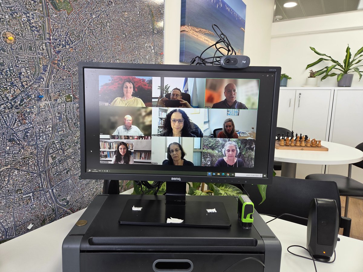 davey disatnik tweet media