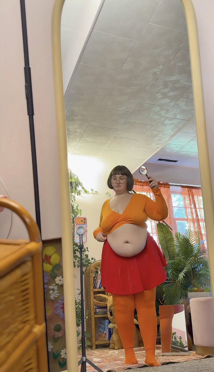 Fae Valentine tweet media