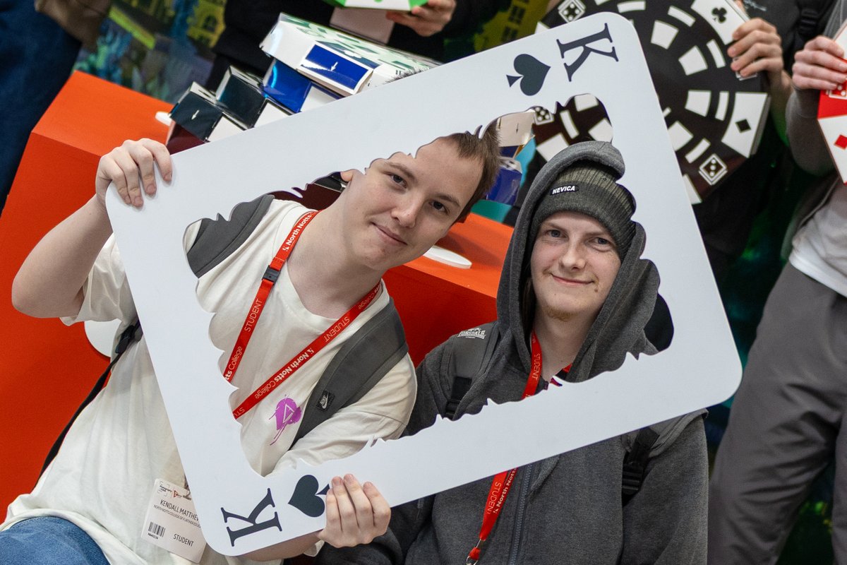 North Notts College tweet media