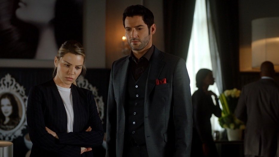 deckerstar daily tweet media