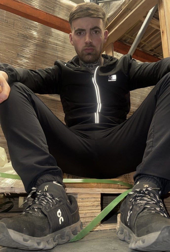 BullyBossFlash tweet media