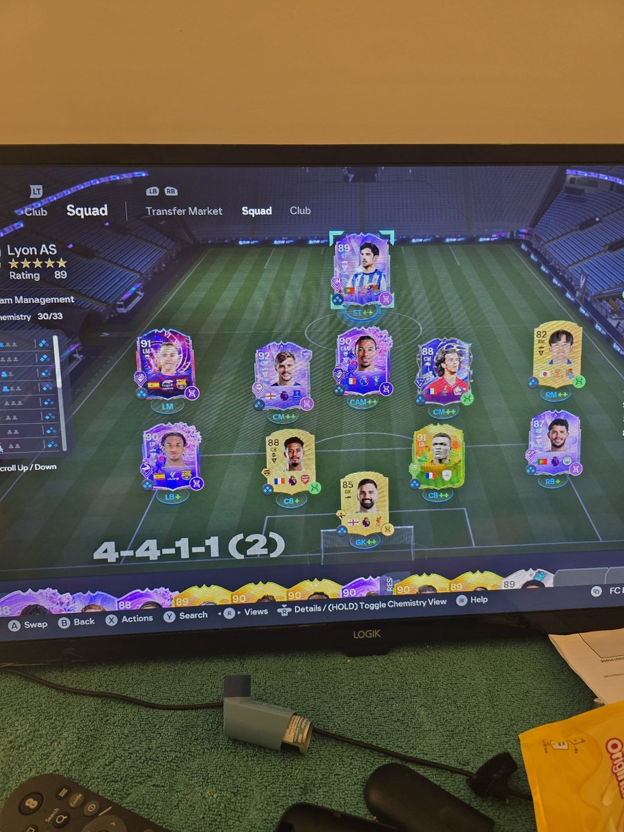 Thompson tweet media