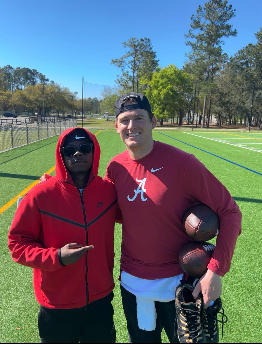 Great workout today with <a href="/Coach_RWalker/">Ryan Walker</a>  and mac jones 1% everyday💯