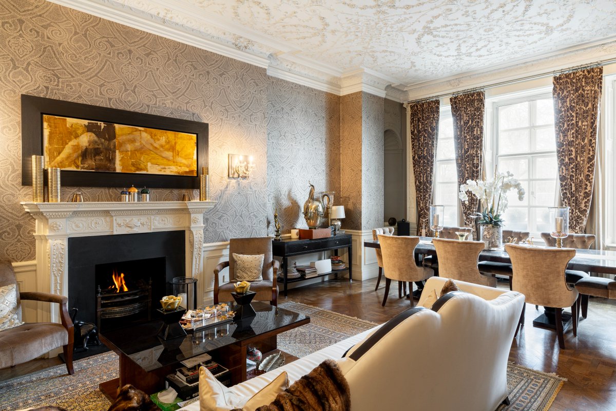 LuxuryRealEstate.com tweet media