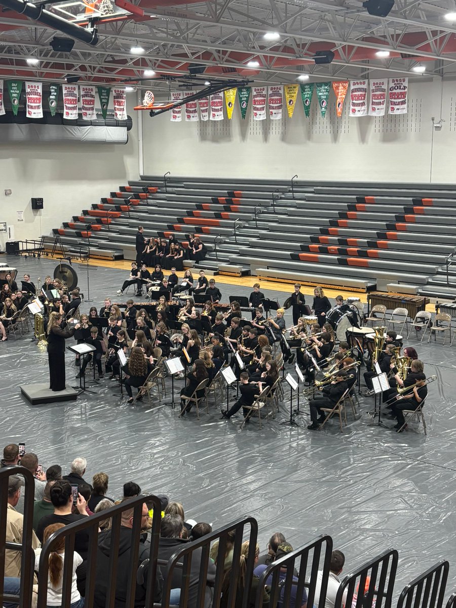 West Delaware School tweet media