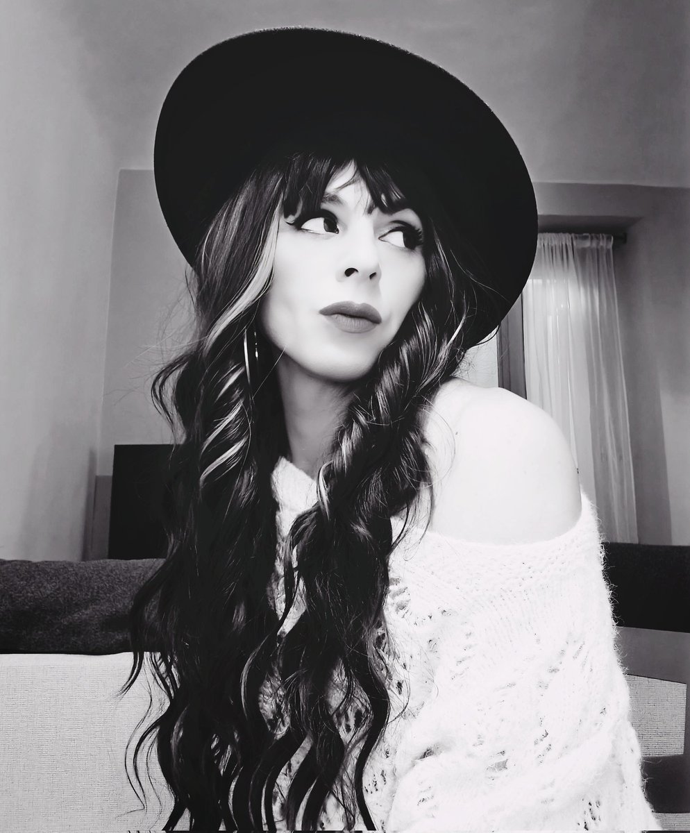 Jessica Queen 👑 tweet media