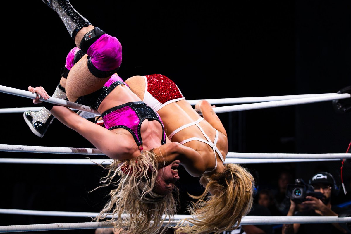 “Lady Bird” Monica Monroe tweet media