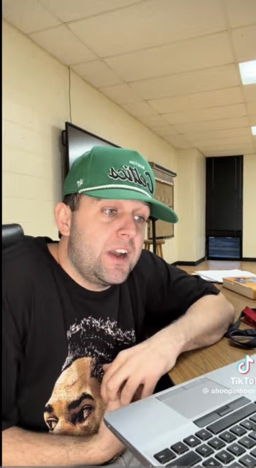 censor_podcast's tweet photo. New Video 
(Reacting To ) Emails I Got From Parents Series 
https://t.co/SzergEfqfi https://t.co/BtbhEraahq