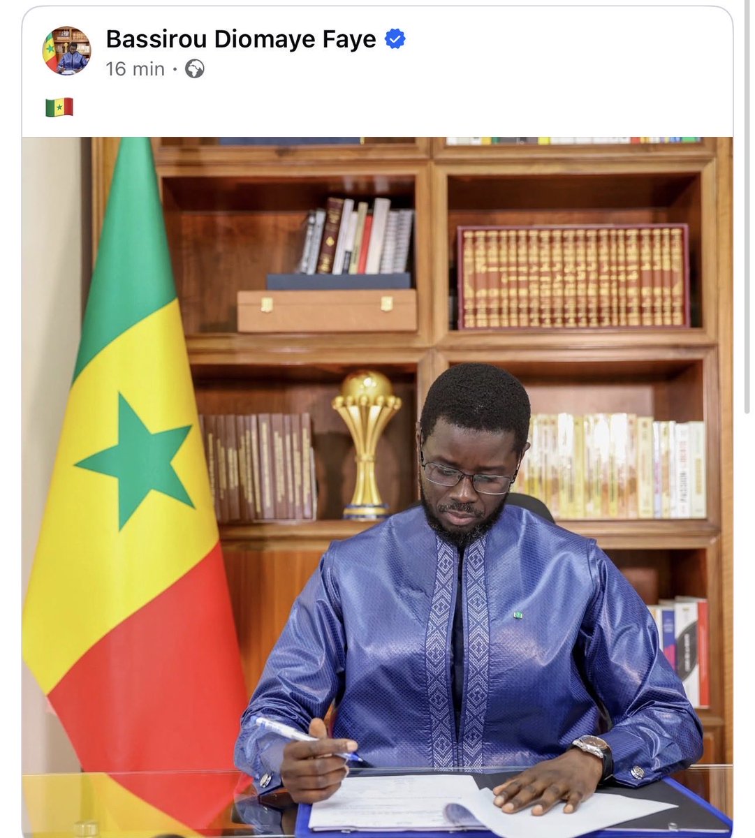 🚨🚨🚨 Breaking!!

Information pour la CAF, le trophée de la CAN 2025 a été retrouvé dans le bureau de Bassirou Diomaye FAYE, un Sénégalais résidant dans un quartier dénommé « Plateau » à 200 mètres de l’hôpital Principal de Dakar.