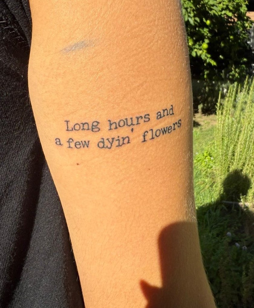 Hi <a href="/LewisCapaldi/">Lewis Capaldi</a> <3 I've been following you since I was 13 years old and you've always been my favourite artist in the whole world. After seeing you live for the first time in Argentina last weekend i knew i had to take you with me forever. I love you so much, you saved my life🤍