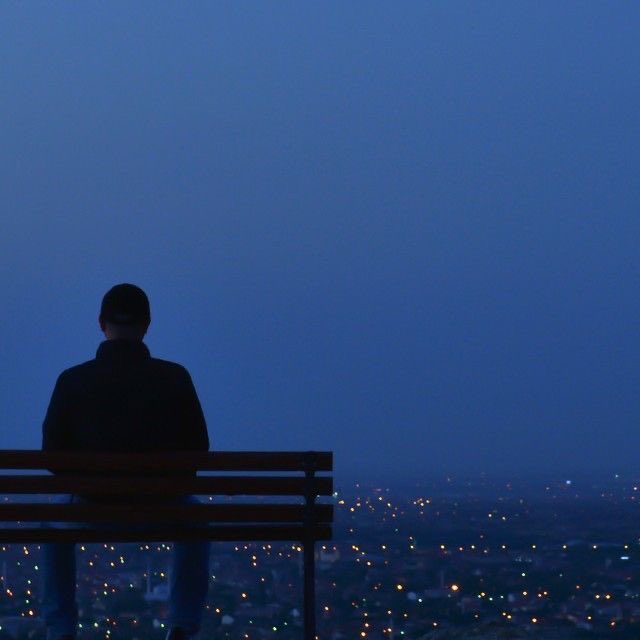 OluwakoyaTolu's tweet image. People grow at different speeds.
Sometimes love struggles not because it’s fake, but because timing is off.

#emotions