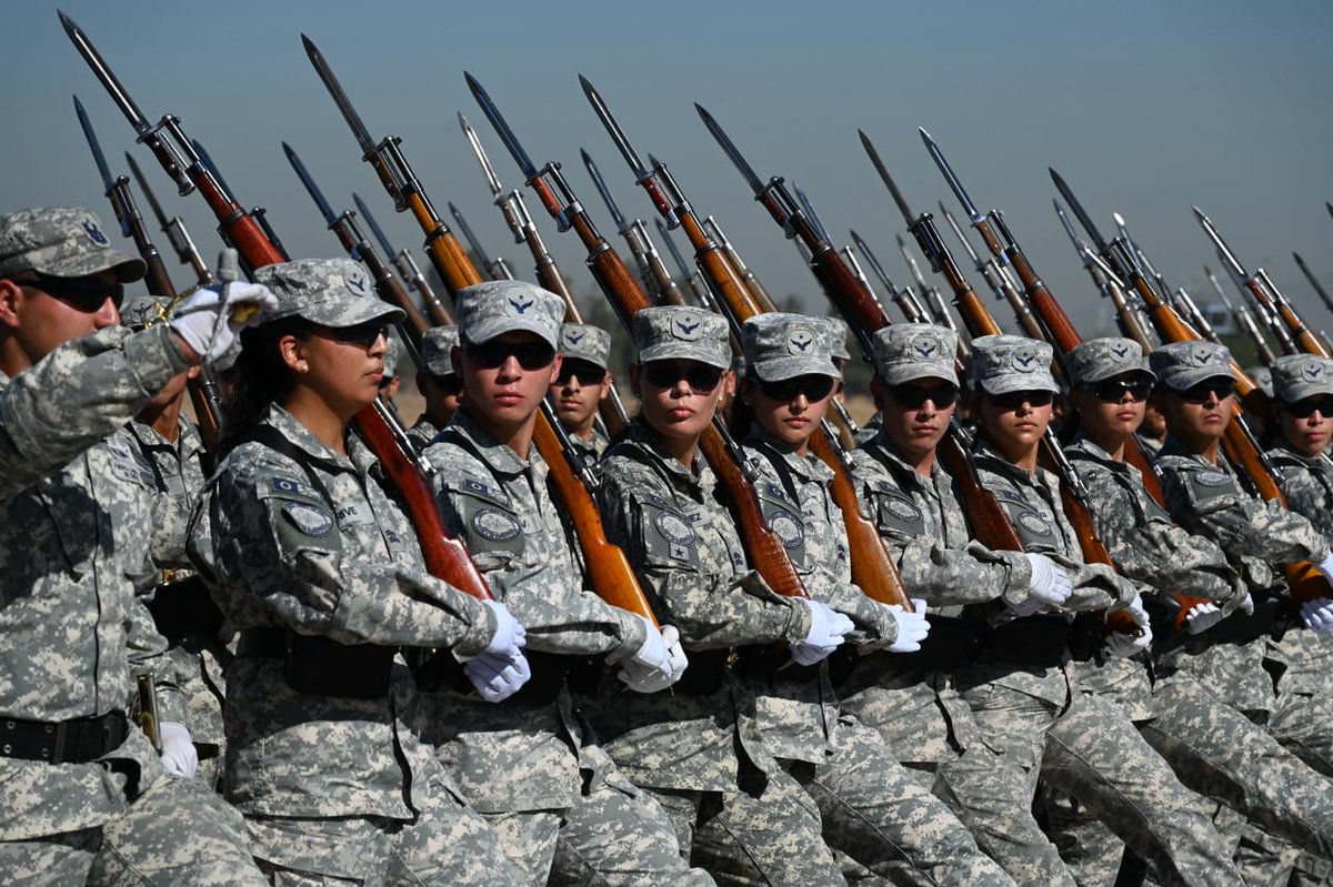 Fuerza Aérea de Chile tweet media