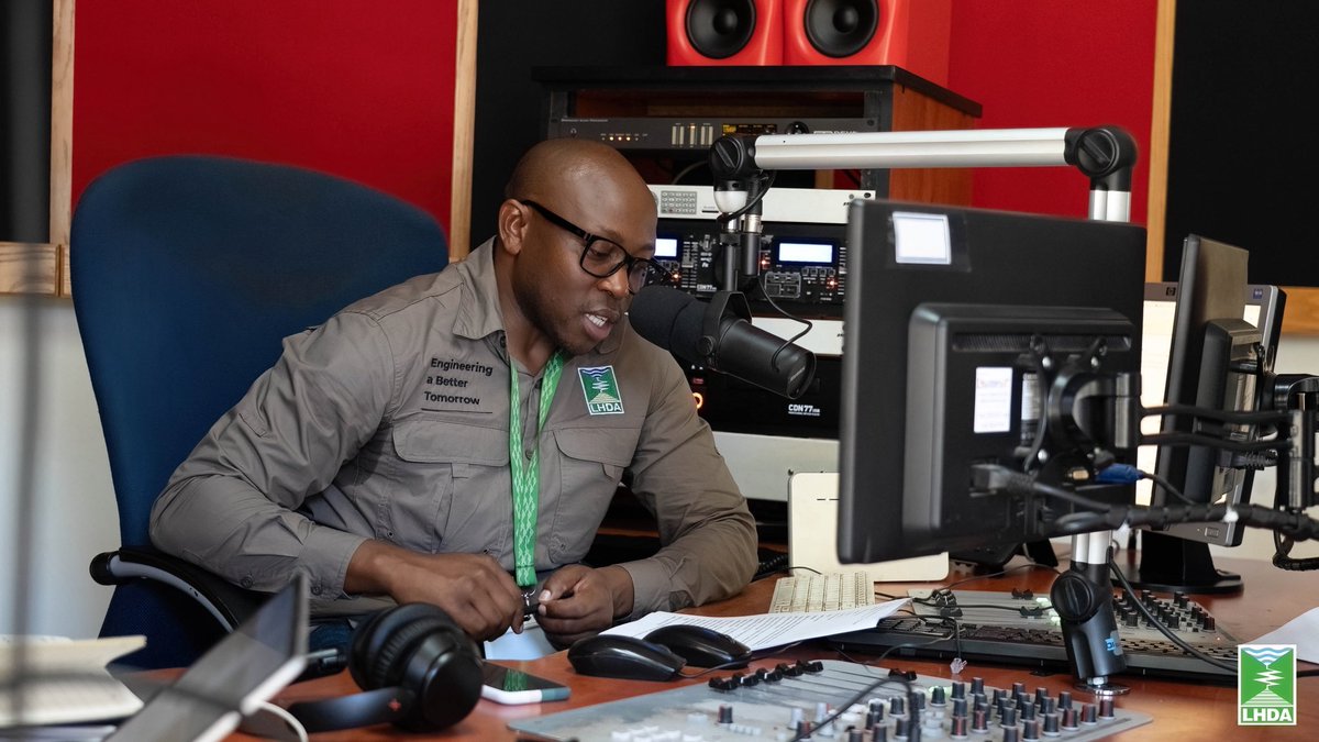 Mpho Brown tweet media