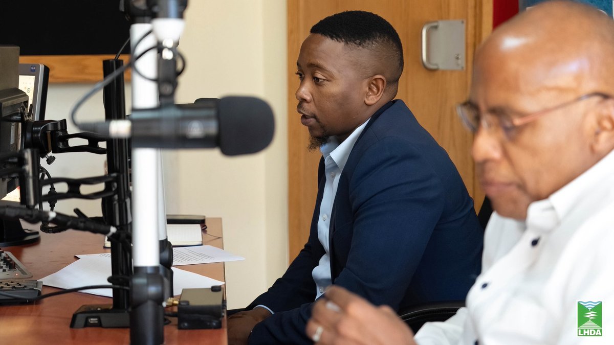 Mpho Brown tweet media