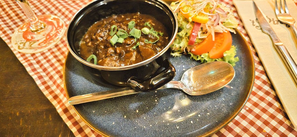 Martin Lamboo tweet media