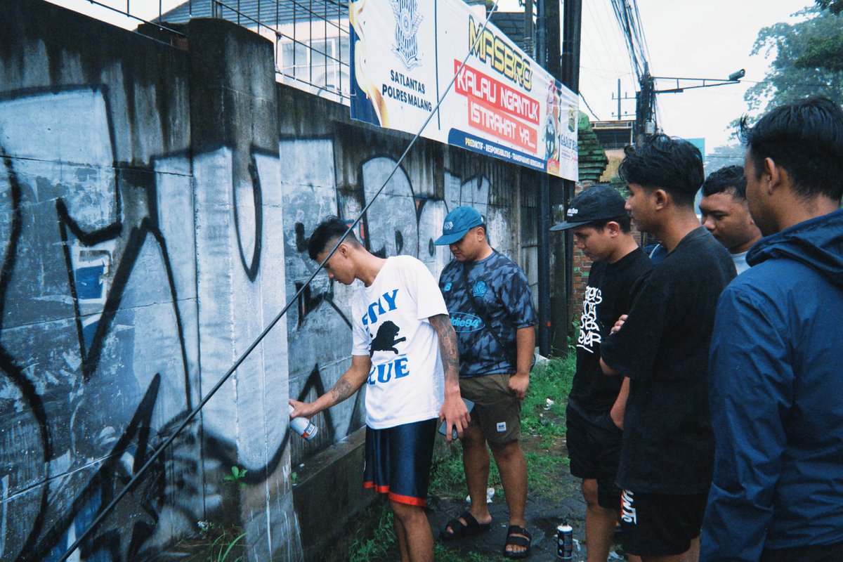 themightyblueee's tweet photo. 🌧️🌧️ https://t.co/RaZgI32eaf