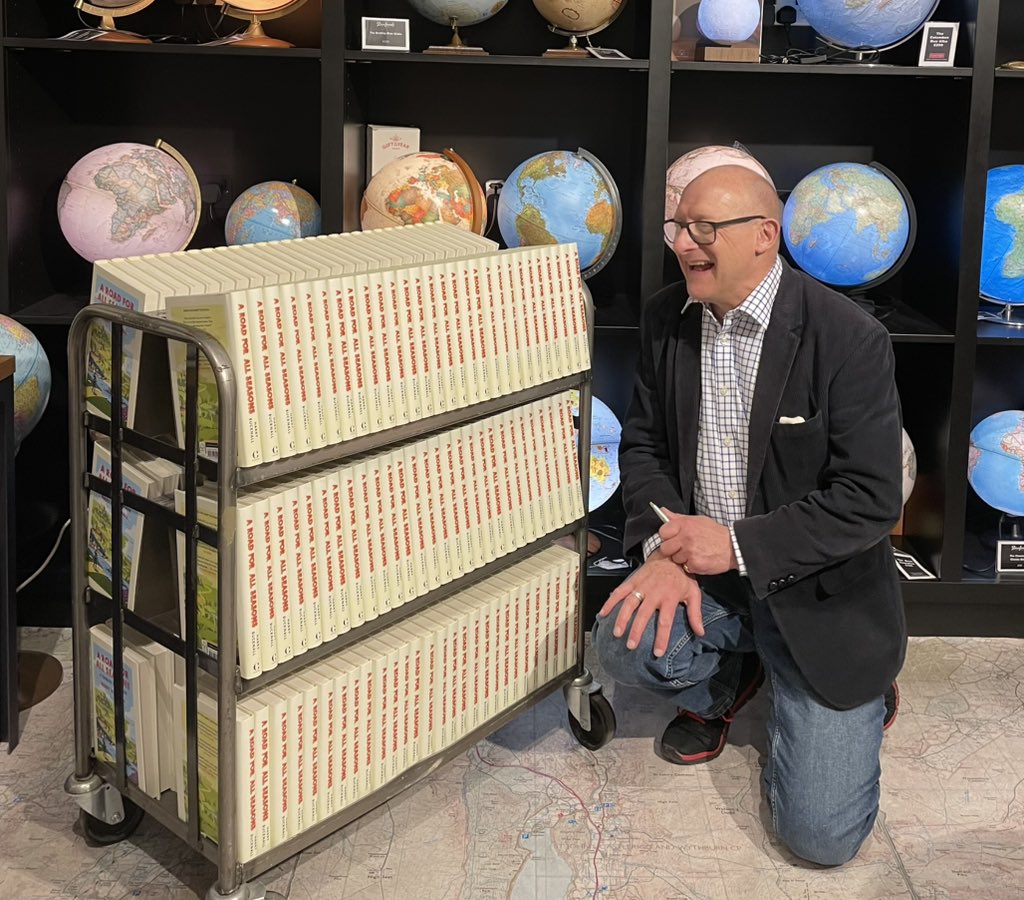 harrybucknall tweet media