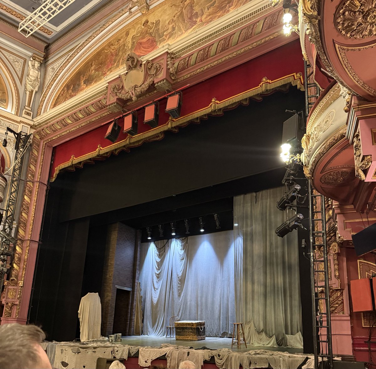 Castle Hall Academy tweet media