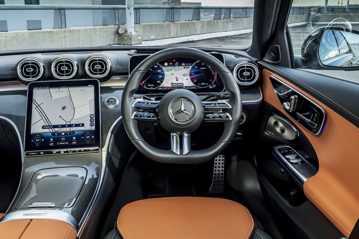 What Car? tweet media