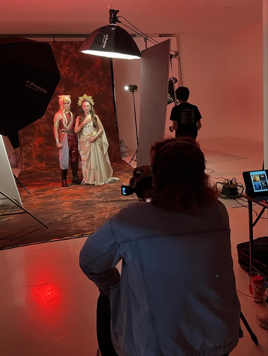 เบื้องหลังการถ่ายฟิตติ้งนาคราชเดอะมิวสิคคัล

© ig tuikitti

≽^ <a href="/JakeB4rever/">BIU.</a> ^≼
#BuildJakapan #Beyourluve 
#นาคราชเดอะมิวสิคัล #NagaRajTheMusical