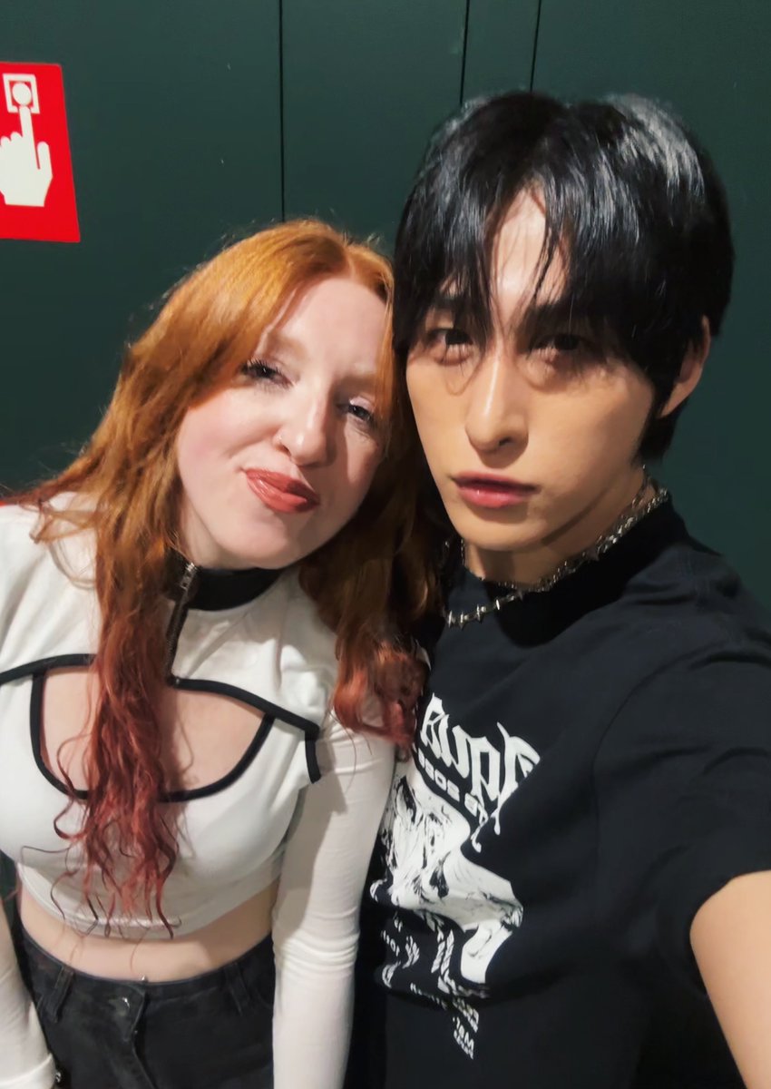 flirtykyo's tweet photo. better late than never so selfie reveal 🥹
#JUSTB #AquaHalo #Limji #임지민
#AquaHalo_Madrid https://t.co/ZVBbINS1fQ