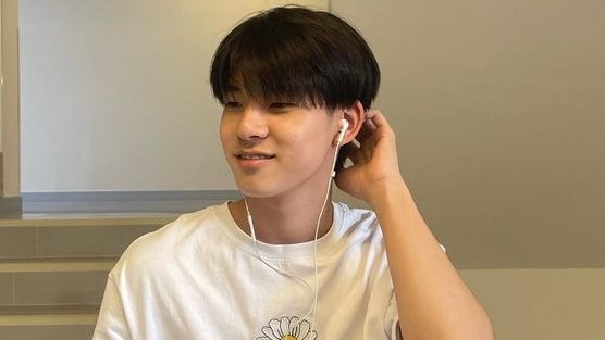 lilac ★ tweet media