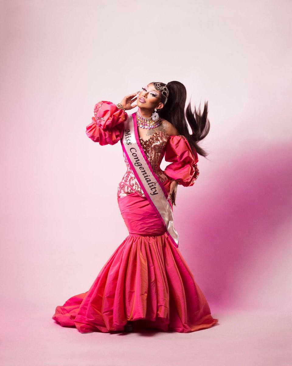 Serena Tea tweet media