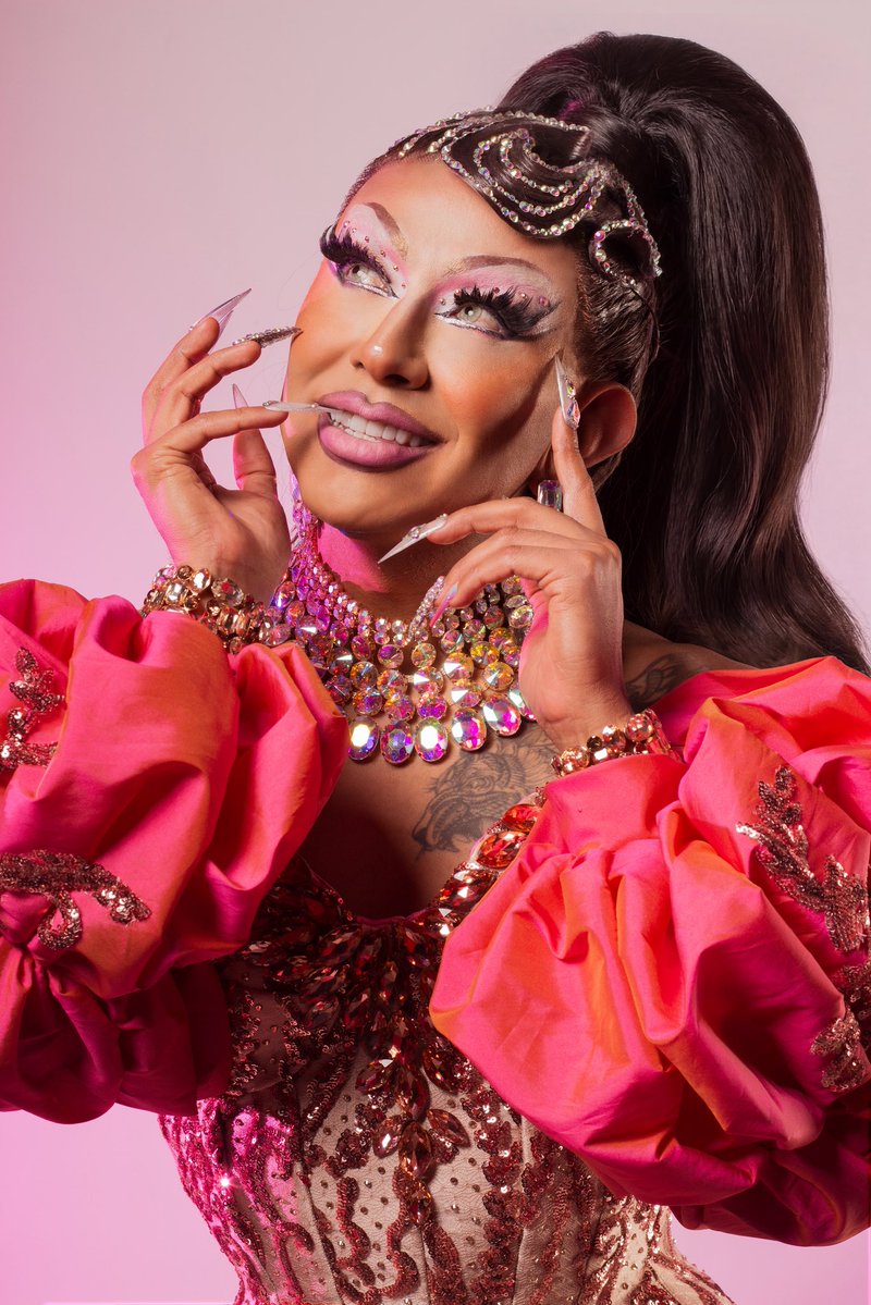 Serena Tea tweet media