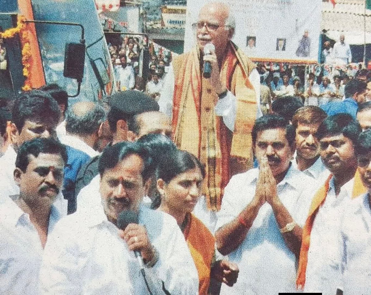 Kamal (Save TN. Bring back EPS as CM 🙏) tweet media