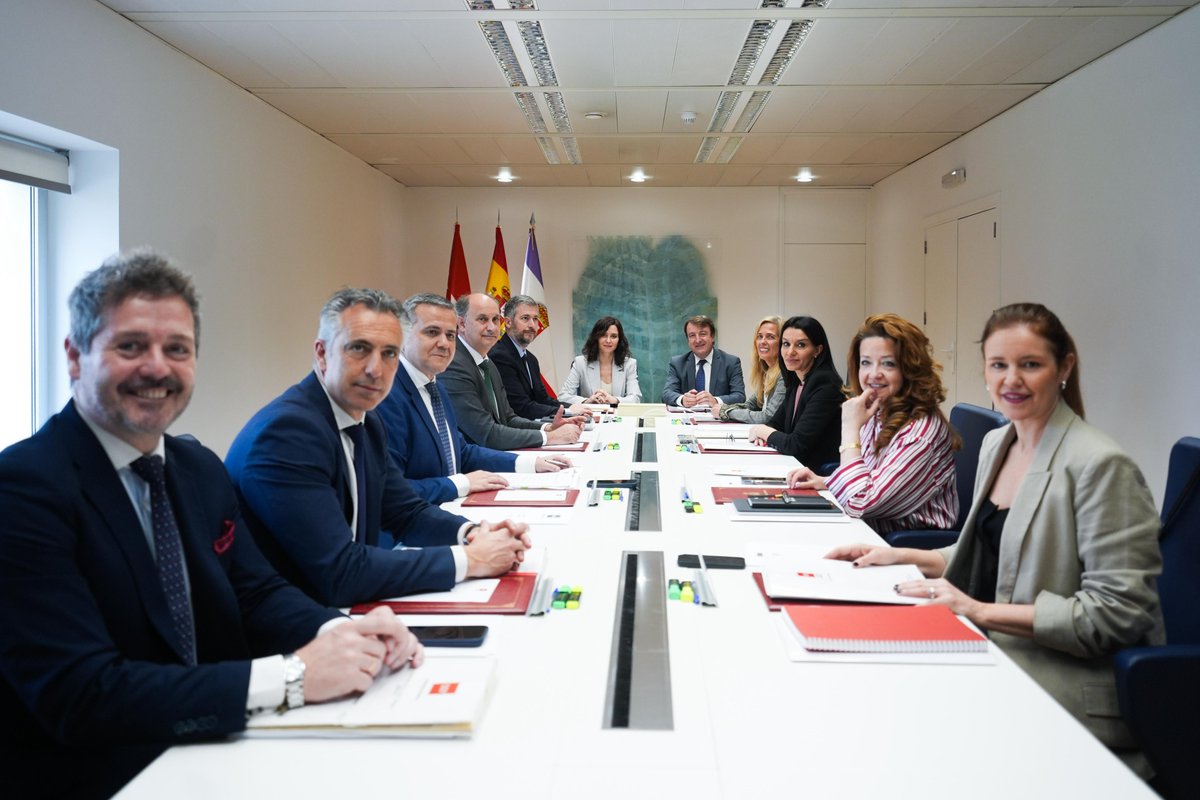 depacoserrano's tweet photo. La presidenta @IdiazAyuso anuncia la aprobación del Proyecto de Ley para ejercer la acción popular en delitos contra el patrimonio natural, histórico-artístico y eventos públicos. 

https://t.co/DKH9V82B7j https://t.co/2Pm9evshoj
