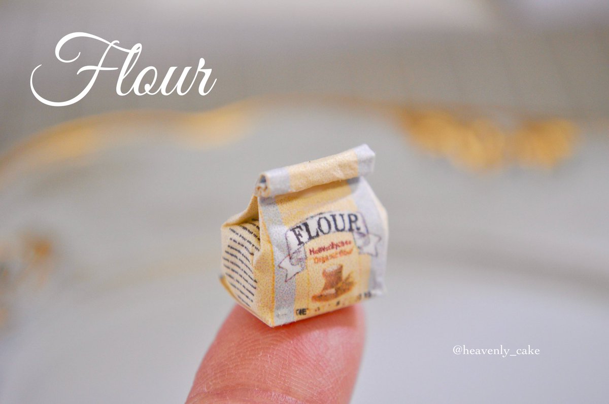 なんか夜な夜なハマって作ってしまいました。私が作る小麦粉やら食べものの箱は全て途中な感じです🥹透過とか久しくやってなかったから、ちと時間がかかりました…
寝ます…

#ミニチュアフード