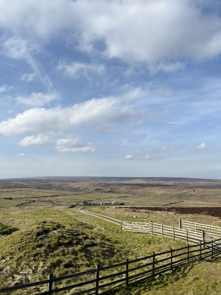 juliatetley's tweet photo. Lovely day up here on the moors. Oystercatchers, Curlews and meadow pipits have returned. Soon, with any luck, so will the swallows. Home looking like a boat in a sea of moorland. https://t.co/tBCqiPYAto