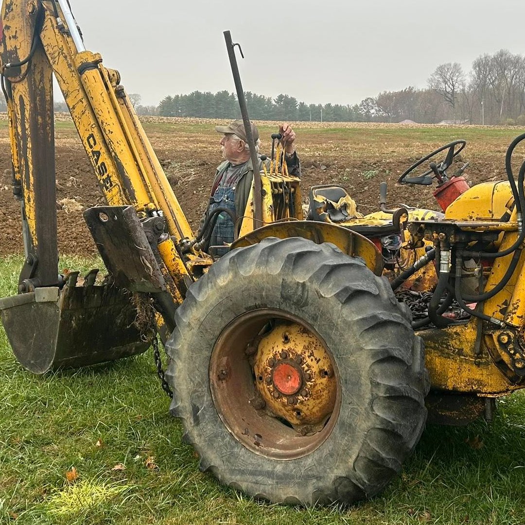 GWR's tweet image. The world’s longest-serving grave digger has finally hung up his shovel after more than 73 years.

Dedicated Allen McCloskey (USA) first entered the record books in 2021 when he’d earned the title for longest career as a grave digger with a total of 68 years 191 days.

Now at the