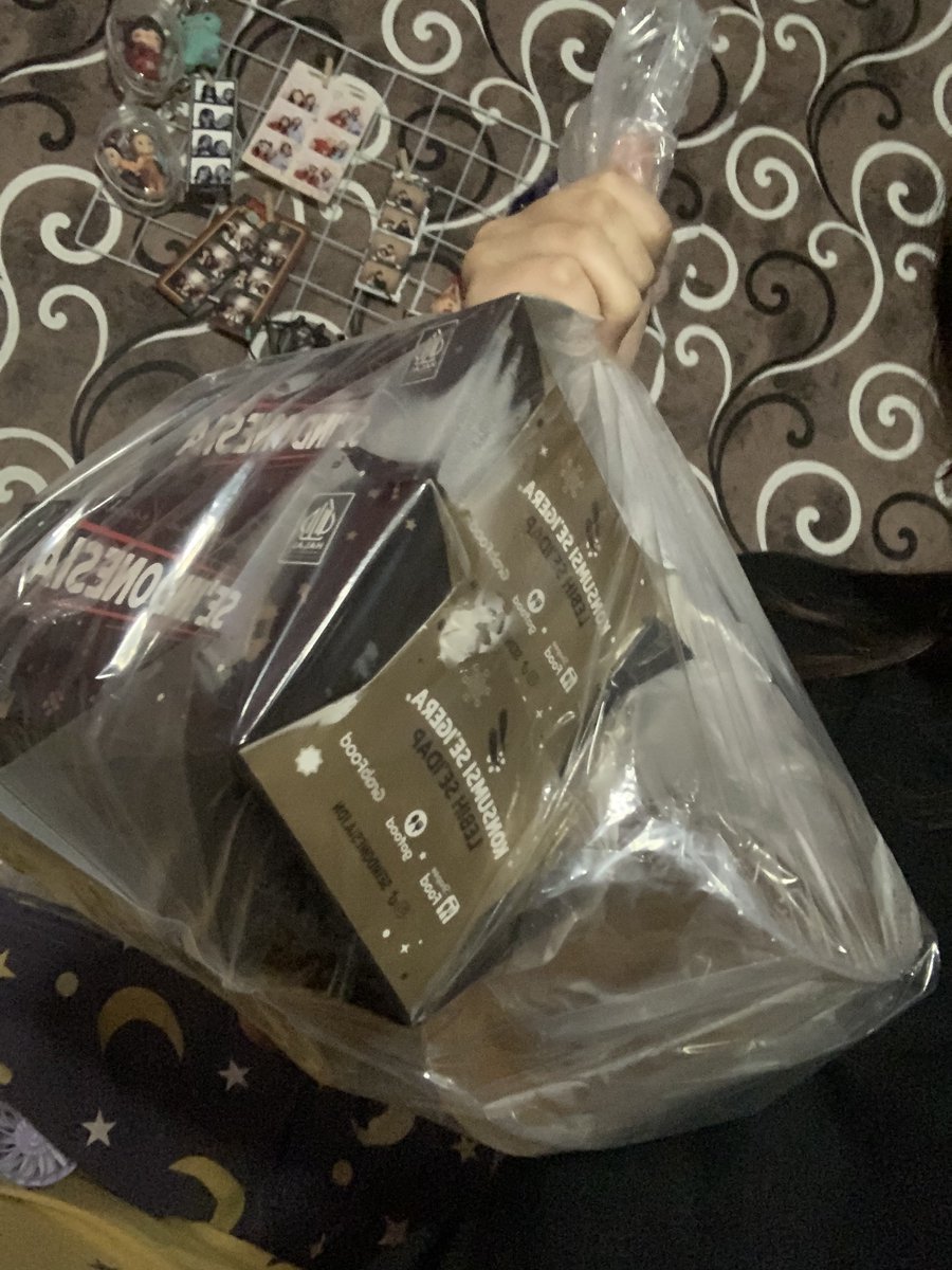 aKayyiiee's tweet image. mukbang sambil nangis
#bestpart