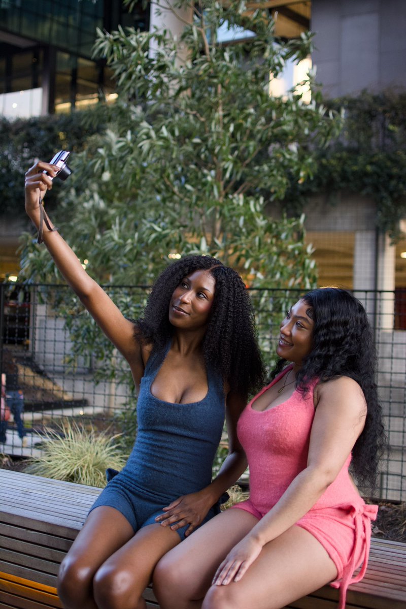 HUEtheShop tweet media